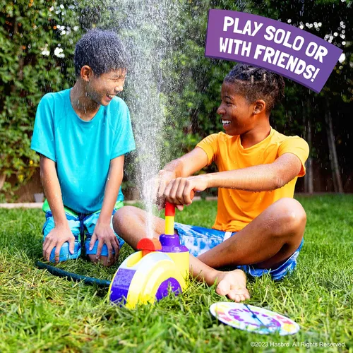 Vista 5 de Hasbro Pie Face Splash - Juego de rociadores de agua para niños, diversión de verano al aire libre - Juega con amigos y familiares