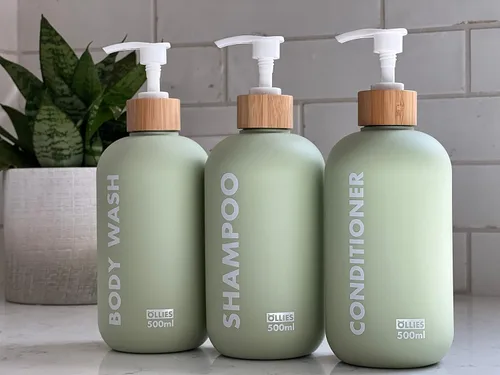 Vista 7 de Dispensador de Champú y Acondicionador OLLIES, Dispensador de Jabón de Ducha para Baño - Juego de 3 con Etiqueta Elegante Permanente - Botellas