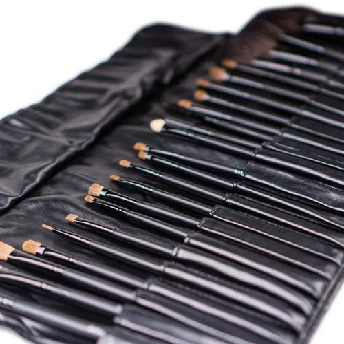 Vista 6 de Shany Juego de brochas con estuche de cuero, 24 unidades, Negro