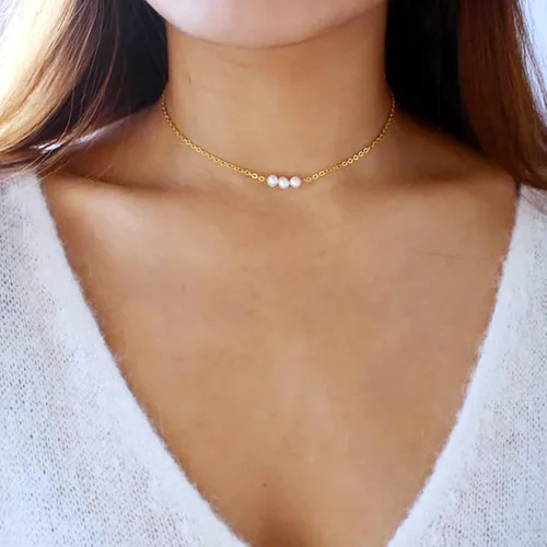 Vista 9 de BERISO Delicados collares de perlas para mujer, plata brillante, chapada en oro de 14 quilates, gargantilla de perlas con clip, cadena de caja