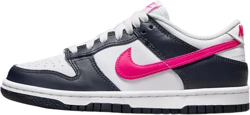 Vista 105 de Nike Kid's Dunk Low Sneaker