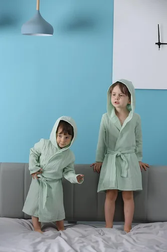 Vista 6 de Bata de baño de algodón orgánico, suave y transpirable, bata de bebé para niños, bata de muselina con capucha para niños y niñas