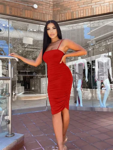 Vista 2 de BEAGIMEG Vestido sexy ajustado sin mangas con tirantes delgados para mujer, fruncido, para club, fiesta, cóctel, vestido midi