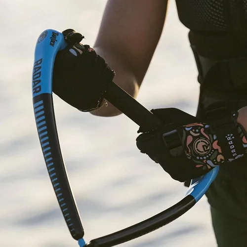 Vista 4 de RADAR Control BarLock Water Ski Handle - 13 Inch Length, Non-Rotating Grip, Pre-Stretched Rope, Double Braided Yoke, Full Length End Caps, High