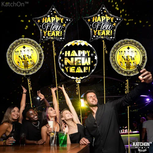 Vista 2 de KatchOn, Globos negros y dorados de Año Nuevo – 18 pulgadas, paquete de 5 Globos de feliz año nuevo para suministros de fiesta de Año Nuevo 2025