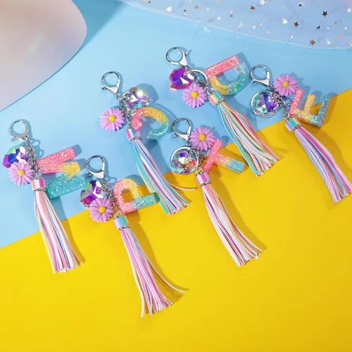 Vista 6 de PinkSheep Llaveros para niñas y mujeres, 2 llaveros personalizados, mochila para automóvil, llavero de flores, accesorios