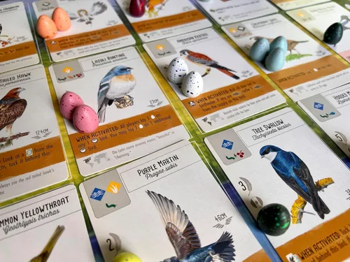 Vista 4 de Stonemaier Games: Wingspan Speckled Eggs Añadir a la envergadura (Juego base o Asia) Mejora tu jugabilidad de envergadura 100 huevos moteados