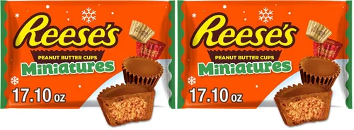 Vista 3 de REESE'S - Tazas miniatura de chocolate con leche y mantequilla de maní, bolsa de dulces de Navidad, 9.9 onzas