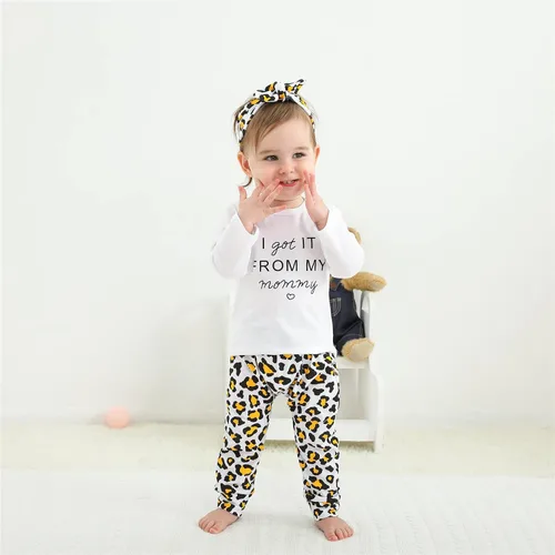 Vista 5 de KuKitty Conjunto de 3 piezas de camiseta de manga larga y pantalones de flores con diadema