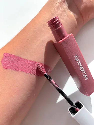 Vista 3 de MCoBeauty Ultra Stay - Lápiz labial líquido mate, color malva polvoriento, para mujer, lápiz labial de 0.16 onzas Arándano