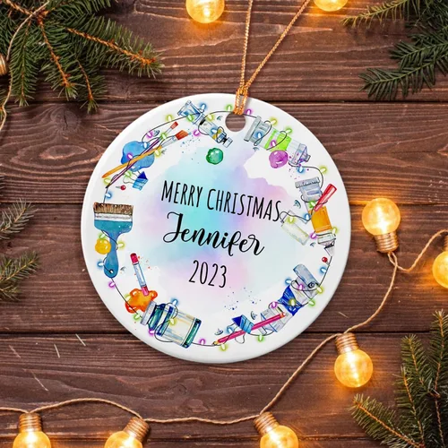 Vista 5 de Adorno de artista personalizado 2025 para árbol de Navidad, adornos de cerámica de dibujo personalizado, regalos de Navidad para pintores