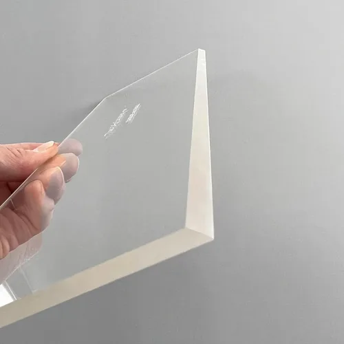 Vista 6 de CAKESAFE Raspador OG de 6 pulgadas para tartas, glaseado y crema de mantequilla transparente con borde biselado