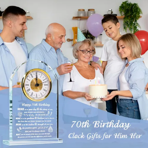 Vista 2 de Movdyka Regalos de 70 cumpleaños para mujeres y hombres – Reloj de cristal personalizado 1956 70 años de edad regalo para ella él – Ideas de regalos