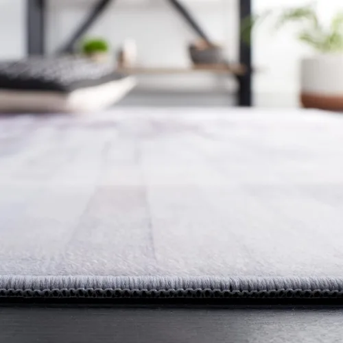 Vista 5 de SAFAVIEH Alfombra lavable de piel sintética, alfombra de pasillo de 2 pies 6 pulgadas x 6 pies, marfil y gris claro, antideslizante