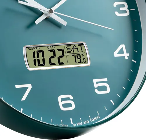 Vista 3 de Reloj de pared TIMESS, de 14" con gran esfera silenciosa y sin tictac, funciona con pilas, analógico con pantalla LCD para calendario perpetuo