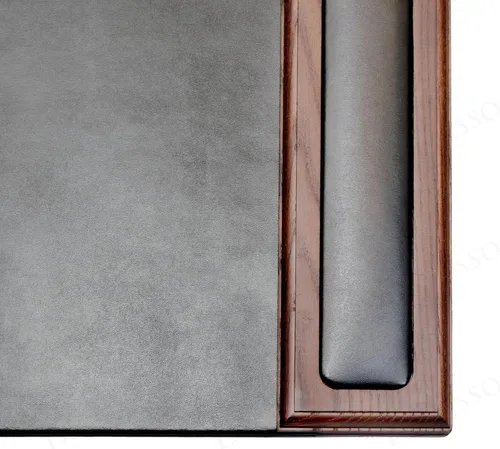 Vista 3 de DACASSO Almohadilla de escritorio de madera y cuero con rieles laterales, protector de escritorio de cuero de lujo para escribir, protector nogal