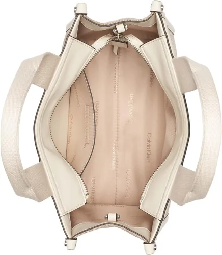 Vista 4 de Calvin Klein Elements - Bolso con cremallera superior
