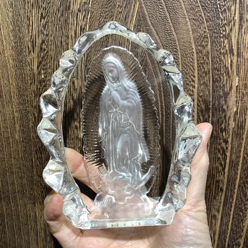 Vista 4 de Estatua de cristal de la Virgen de Guadalupe de 5 pulgadas, figura religiosa de cristal religioso de la Virgen María, regalos católicos
