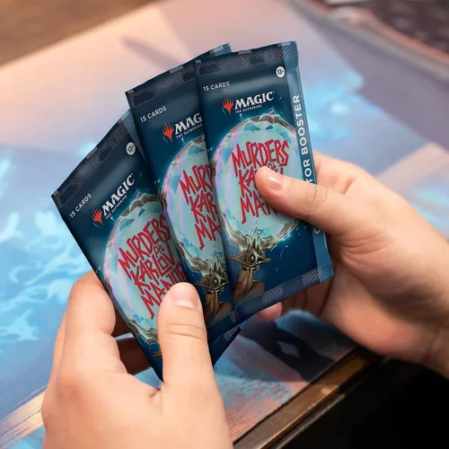 Vista 2 de Magic: The Gathering Murders at Karlov Manor Collector Booster (15 cartas mágicas)