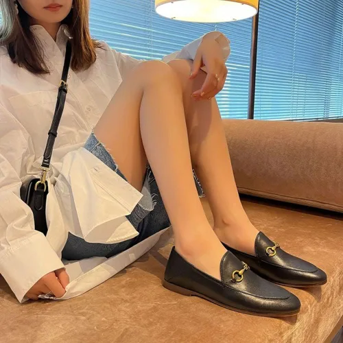 Vista 6 de Divanne Mocasines para mujer, mocasines planos de cadena dorada, mocasines de piel sin cordones