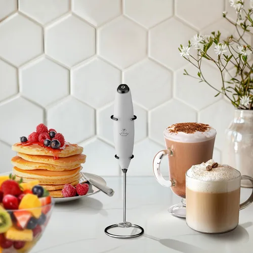 Vista 593 de Zulay Milk Boss Espumador de leche potente manual, hace espuma para latte, batidor para mezclar bebidas, café, miniespumador para capuchino, frappé