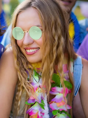 Vista 5 de Juego de accesorios de vestir hippie con gafas hippie y collar con signo de paz