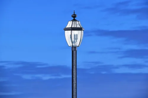 Vista 5 de Sea Gull Lighting 8239–12 Farol de poste para exteriores Lancaster, 24 pulgadas de altura, negro