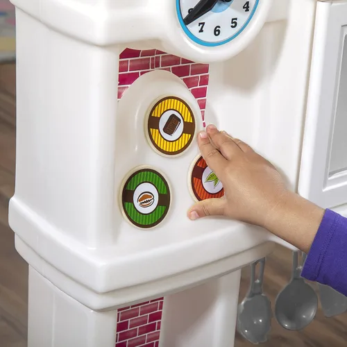 Vista 6 de Step2 Great Gourmet - Juego de cocina para niños, cocina para interiores y exteriores, juego interactivo con luces y sonidos, hecho de plástico