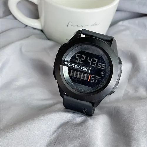 Vista 2 de RELOJ DEPORTIVO MULTIFUNCIONAL – DISEÑO PREMIUM Y RESISTENTE