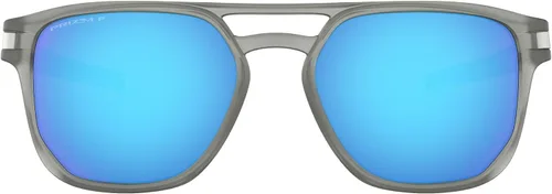 Vista 2 de Oakley Latch Beta Gafas de sol de tinta gris mate con lente polarizada Zafiro Prizm de 2.126 in, gris (Matte Grey Ink)