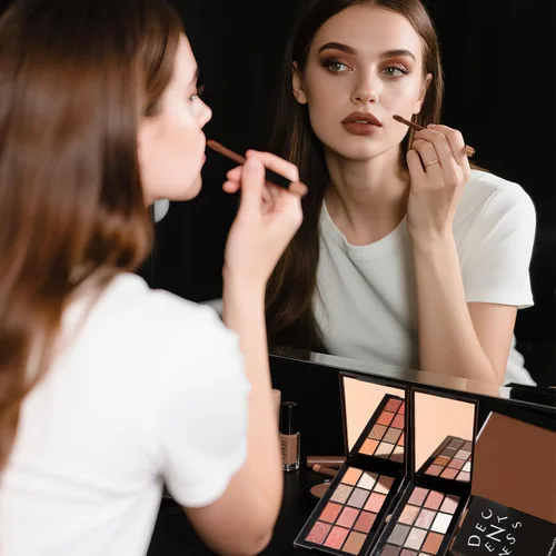 Vista 4 de DECENTNESS Paleta de sombras de ojos de 12 colores, tonos nude mate, pigmento brillante brillante, paleta de maquillaje profesional de larga Club
