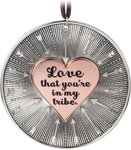Vista 8 de Hallmark Keepsake Adorno de Navidad 2020 First Comes Love Anillo de compromiso Corazón Porcelana