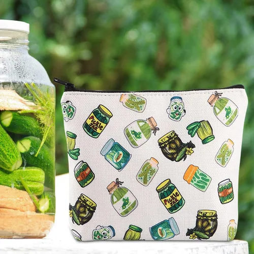 Vista 5 de LEVLO Pickle Bundle Gift Pickle Bachelorette Pickle Lover Bolsa impermeable con cremallera Pickle Queen para mujeres y niñas BFF, Pickle