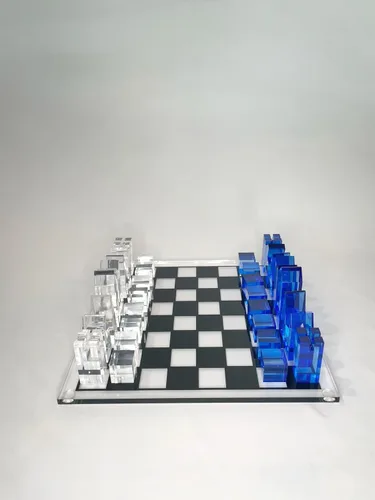 Vista 5 de Juego de ajedrez acrílico de lujo, diseño sofisticado y elegante, varios colores disponibles (transparente/azul-azul)
