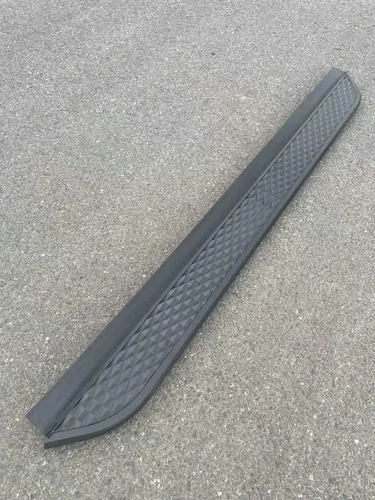Vista 7 de Estribos negros con escalón lateral Nerf Bar para Nissan X-Trail Rogue T33 2021-2023