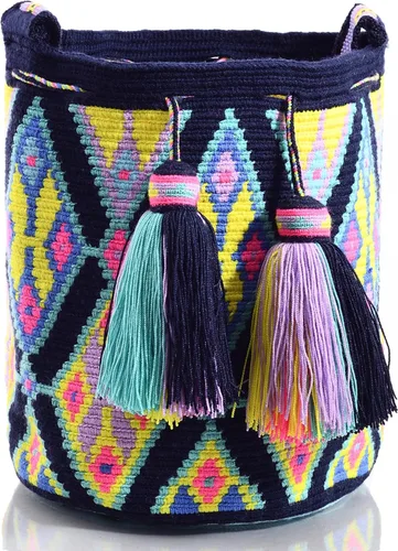 Vista 3 de WYOU Designer Collection, Handwoven Hobo Bucket Bag in Wayuu Crochet