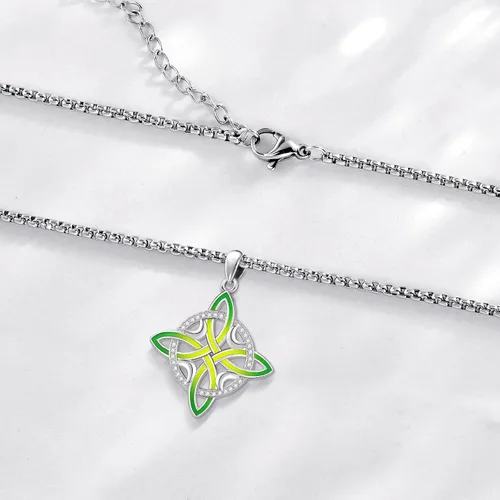 Vista 122 de Collar de pentagrama de plata de ley con triple luna, diosa celta, nudo celta, nudo de brujas, Ankh, sol y luna, Hécate, lilith, Santa Muerte
