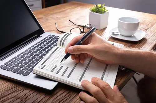 Vista 9 de Panda Planner - Agenda diaria sin fecha, organización de 90 días, productividad para emprendedores, objetivos establecidos, agenda semanal y mensual