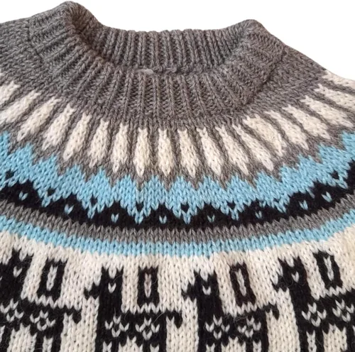 Vista 5 de Suéter de alpaca Gamboa para hombre, lana ligera y suave, de cuello redondo, tejido a mano, suéteres de otoño e invierno Azul