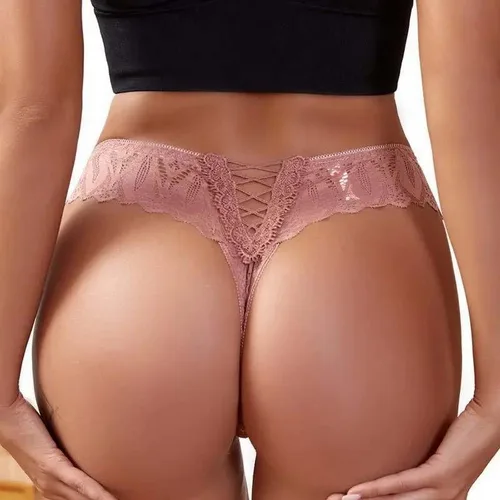 Vista 3 de Alessandra B Paquete de 3 tangas de encaje cruzado