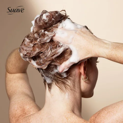Vista 5 de Suave Professionals Shine Champú Marroquí Infusión 28 oz - Paquete de 4