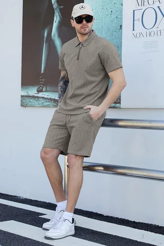 Vista 4 de Wangdo Conjunto deportivo de 2 piezas de camisa polo y pantalones cortos para hombre, trajes de verano casuales de manga corta con cremallera
