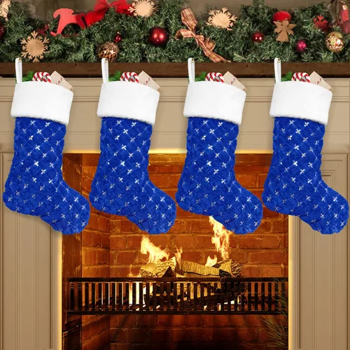 Vista 15 de Calcetines negros de piel sintética de Navidad, 1 paquete grande de 22 pulgadas, medias colgantes de felpa negra con nombre personalizado con copos