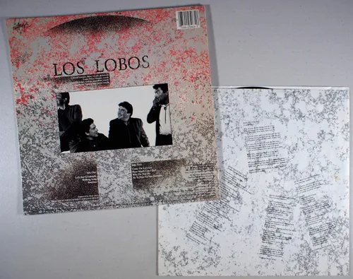 Vista 2 de Los Lobos ... And A Time To Dance
