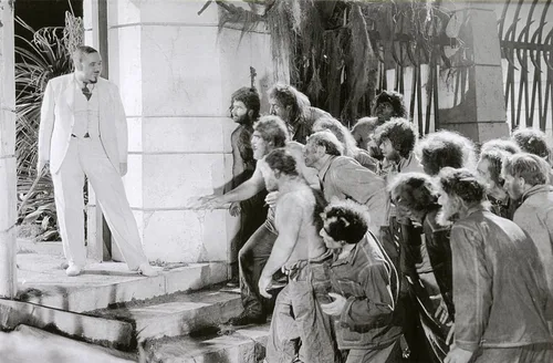 Vista 5 de Island of Lost Souls The Criterion Collection Blu-ray