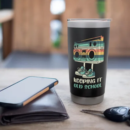 Vista 7 de Keeping It Old School - Vaso aislado de acero inoxidable con radio de casete retro de los años 80 y 90