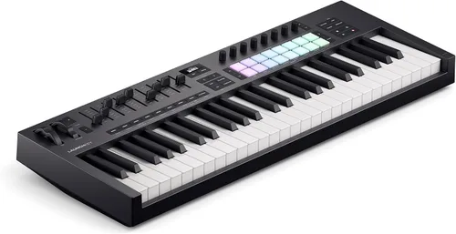 Vista 15 de Novation Launchkey 25 MK4 - Controlador de teclado compacto de 25 teclas, USB, MIDI con integración DAW. Modo acorde, modo de escala, 8 almohadillas