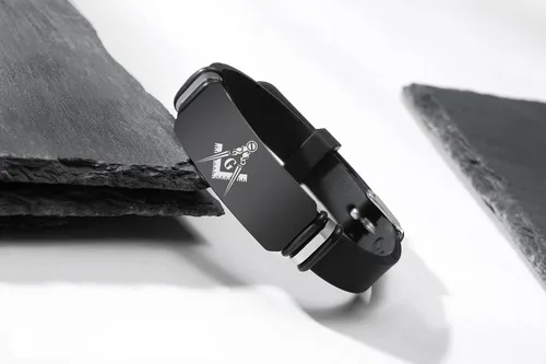Vista 3 de Elegante pulsera masónica negra para hombres y mujeres, pulsera de silicona con logotipo de masonería para mampostería, membresía de fraternidad