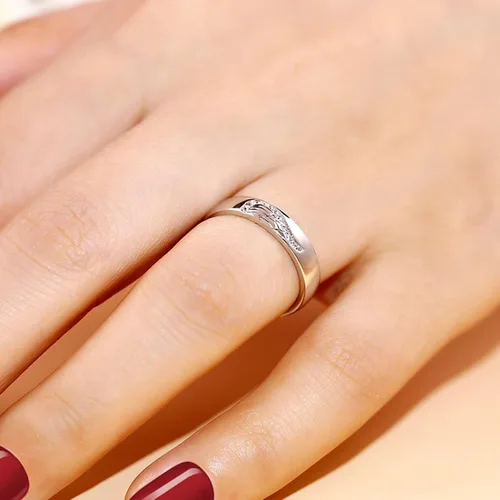 Vista 7 de Jeulia Anillo de plata de ley para mujer, con forma de corazón, dos tonos, con incrustaciones de alas de ángel, para parejas, boda, compromiso
