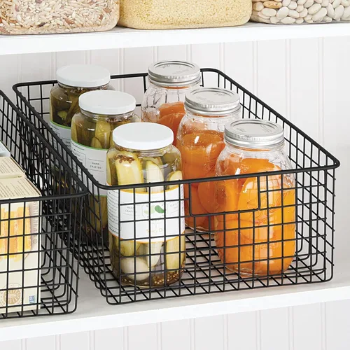 Vista 3 de mDesign Cesta organizadora de almacenamiento de alimentos de alambre de metal con asas para organizar armarios de cocina, estante de despensa, baño